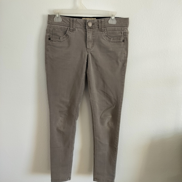 Democracy Denim - Democracy Gray Ab Solution skinny jeans Size 2 Casual Grunge Edgy